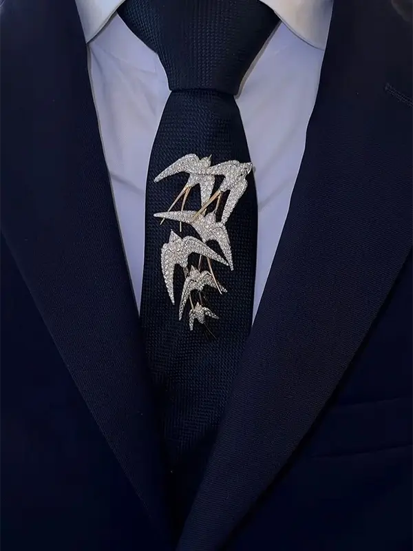 BROOCHED (БРОШИ)4